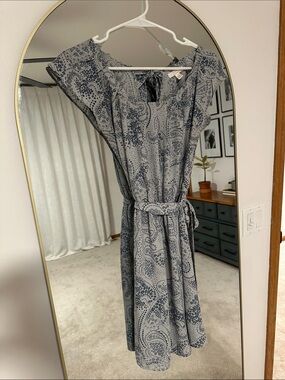 LC Lauren Conrad Blue Paisley Belted Midi Dress